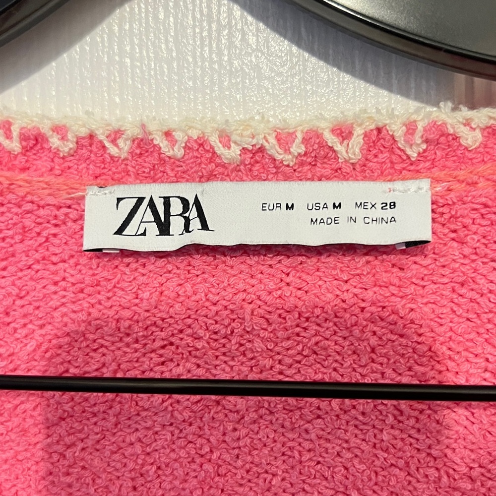 ZARA Women’s Pink Scoop Neck Contrast Stitch Button Down Cardigan Sweater Size M - Picture 3 of 5